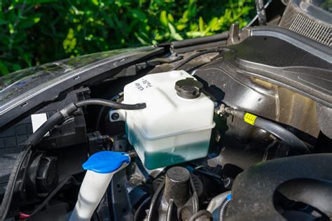 internal coolant leak symptoms|Coolant Leaks: Symptoms, Causes, & Solutions